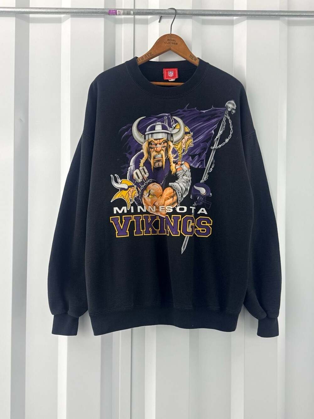 Vintage Minnesota Vikings Sweatshirt XL Mens Black NFL Graphic Crewneck Y2K 90s